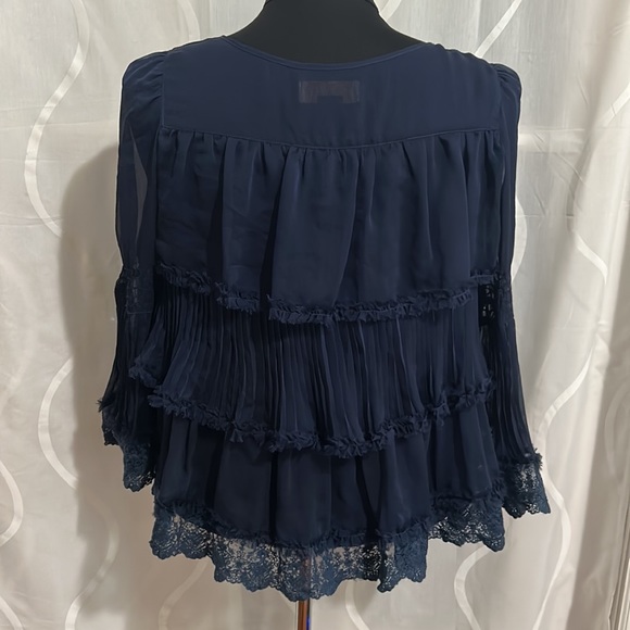 Jet Label, Fashion For Joy, Navy Lace Ruffled Tier Open Front Top, Small. - Picture 4 of 10